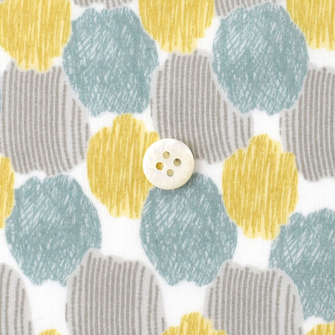 リバティプリント　★Jo Lee ◎J22A(ライトグレー・ペールグリーン・マスタード系)