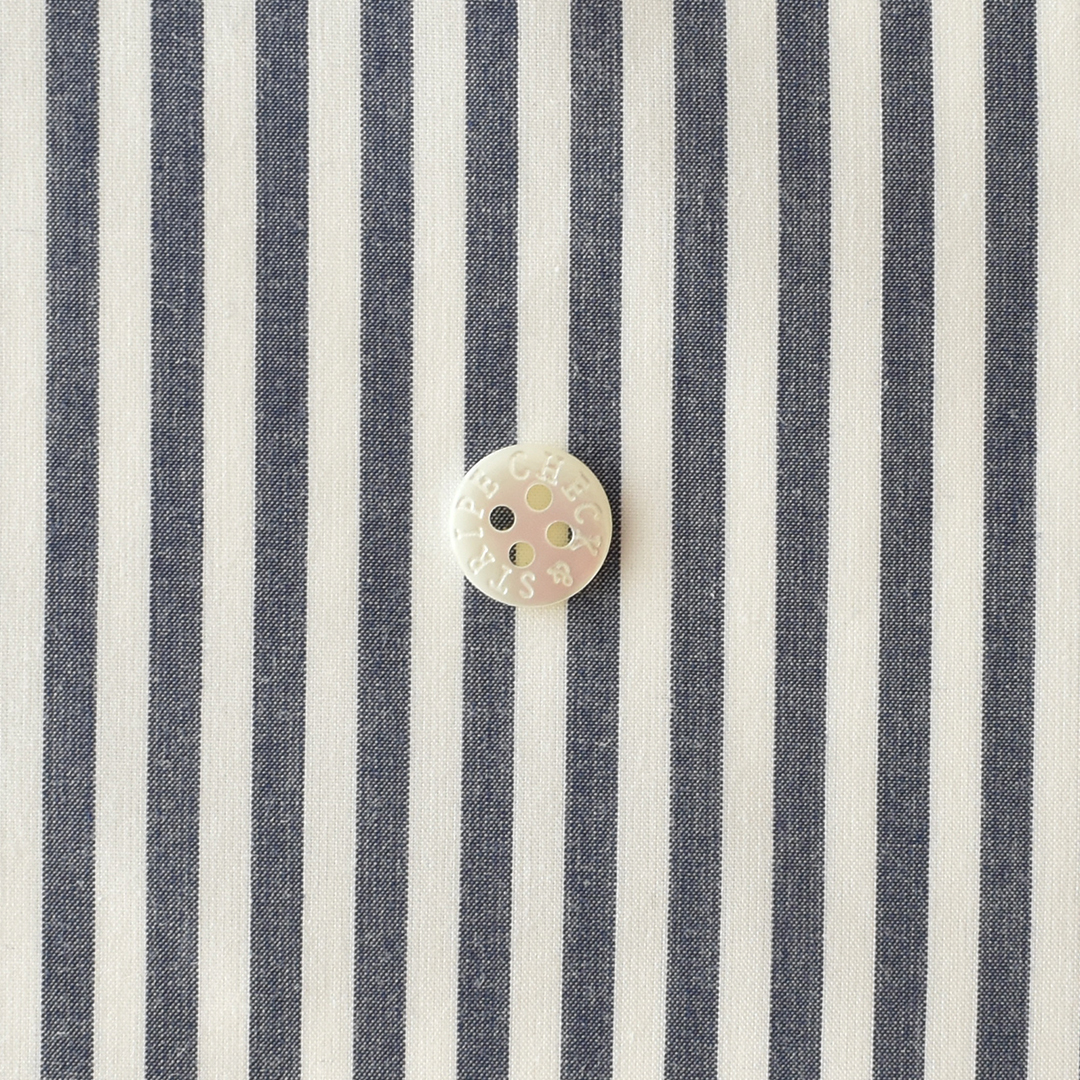 幅広コットンタイプライター先染めストライプ　ホワイト×ネイビー