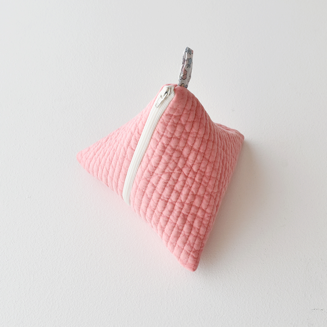さんかくポーチのキット　ピンク系