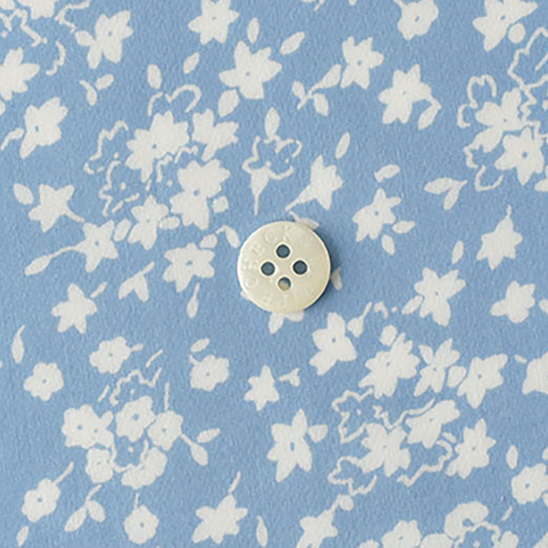 リバティプリント　Altona WE(ライトブルーに白)