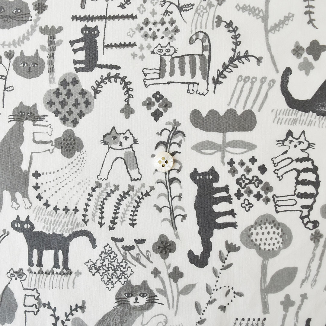 プリントにラミネート「CAT GARDEN」　グレー系