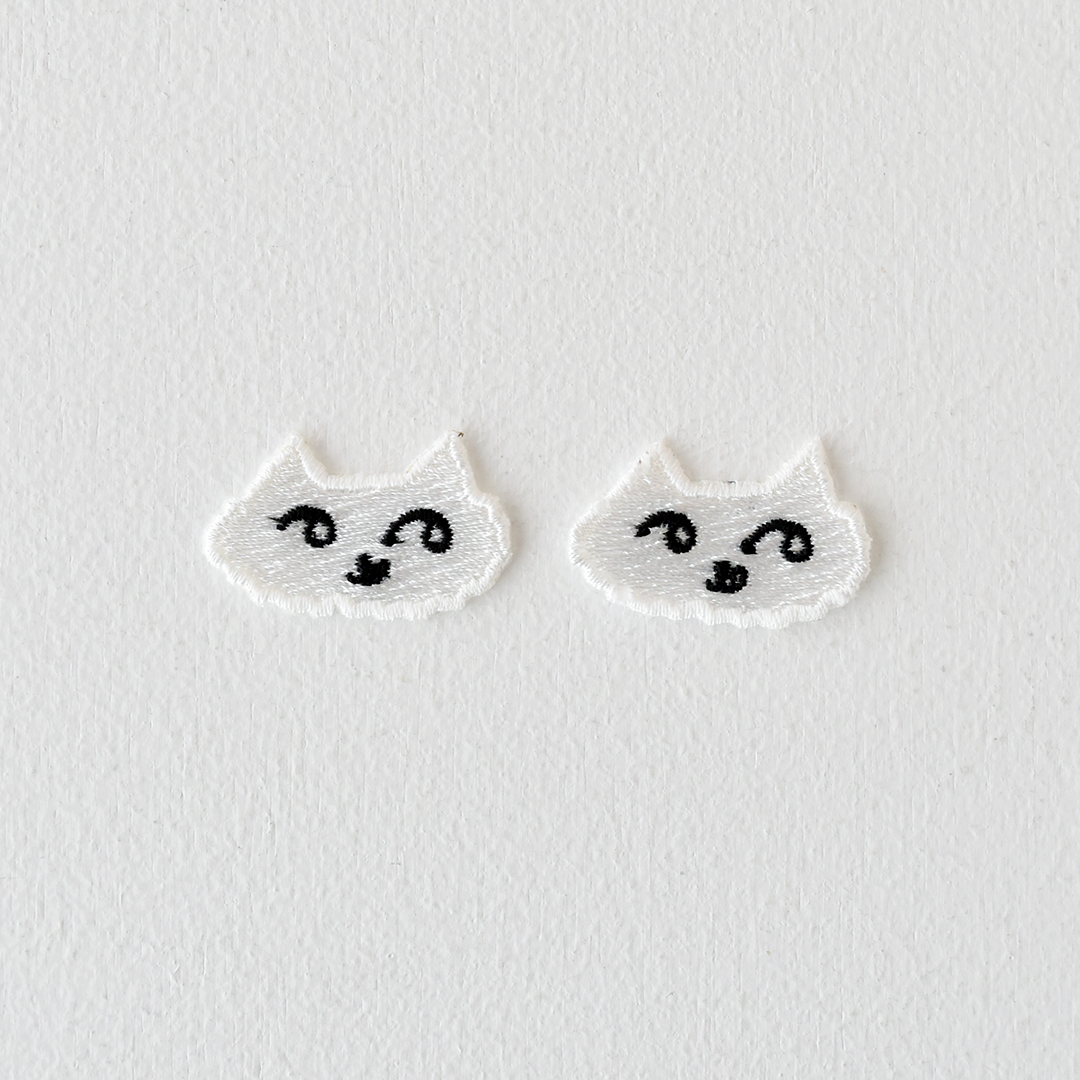 トラネコ手芸店 アップリケ　「WHITE CATS」のセット
