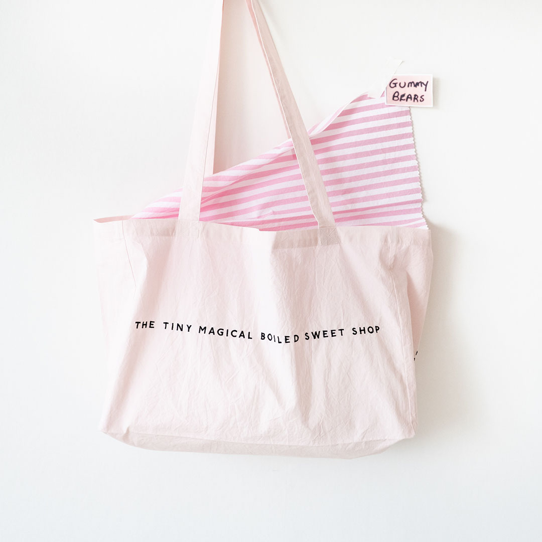 LOLIT  THE TINY MAGICAL BOILED SWEET SHOP BAG　ピンク