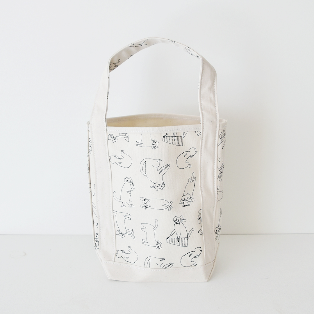 TEMBEA  スリッパ履いたり、歯磨きしたり BAGUETTE TOTE SMALL