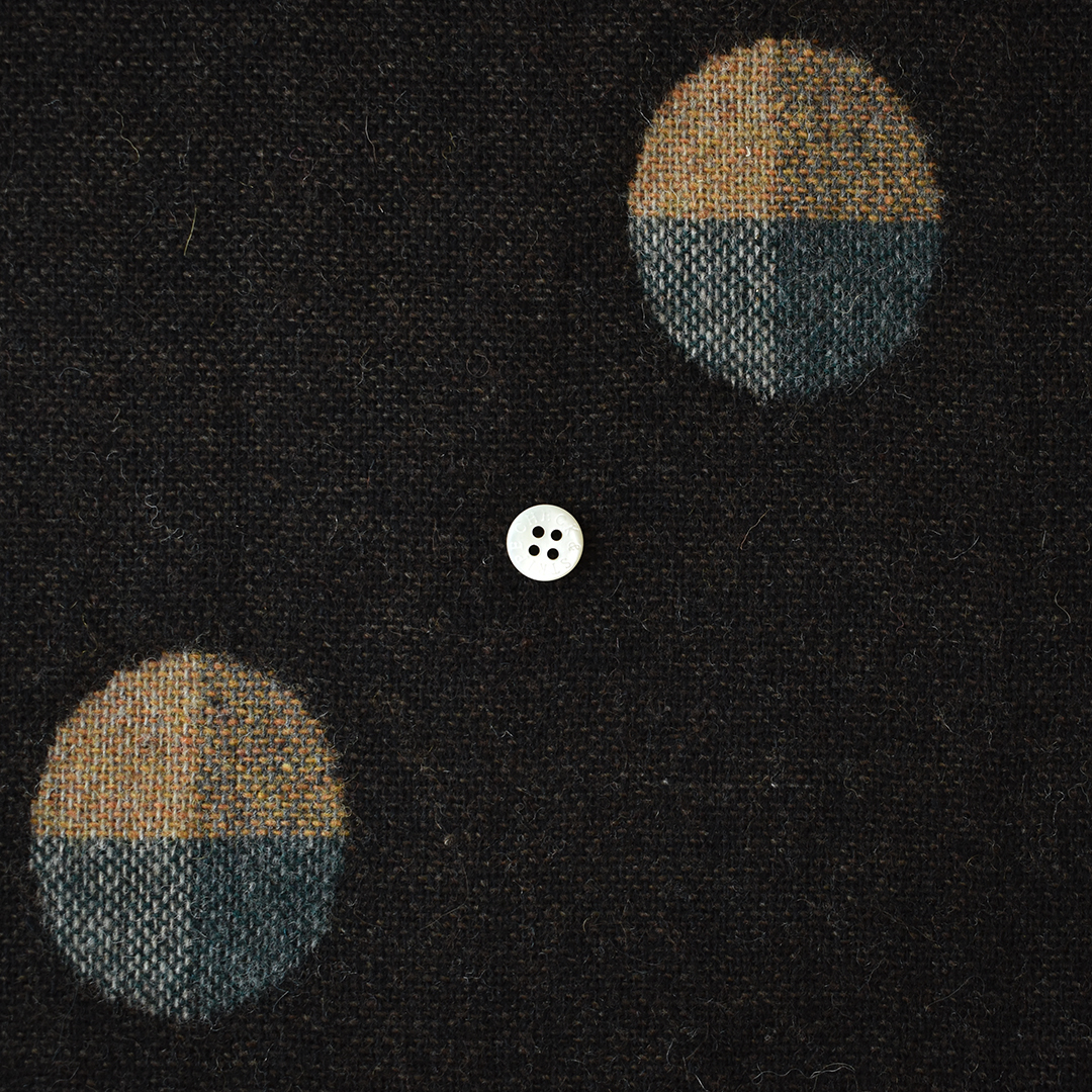 (特価)ウール二重織りリバージャカード ドット柄　ブラウン系