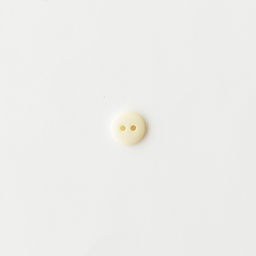 フランスのぷっくりボタン　アイボリー