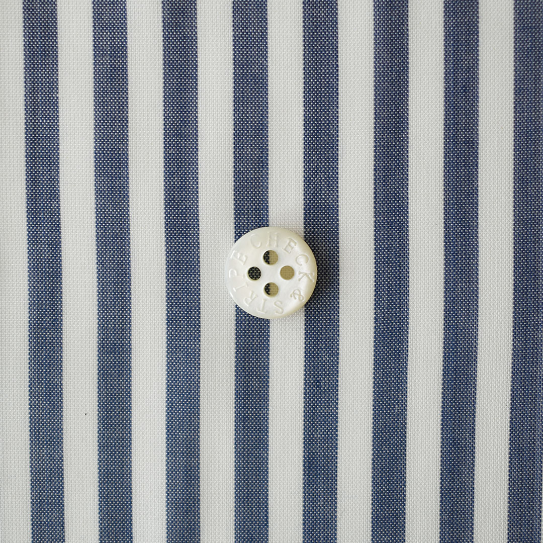 (特価3mカット)なめらかキュプラ　ホワイトにネイビー